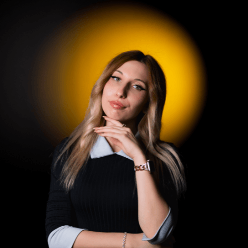 Bozhedara Radulova - Graphic Designer